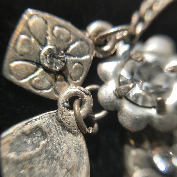 Sparkling Rhinestone Earrings - Picture 5 of 8